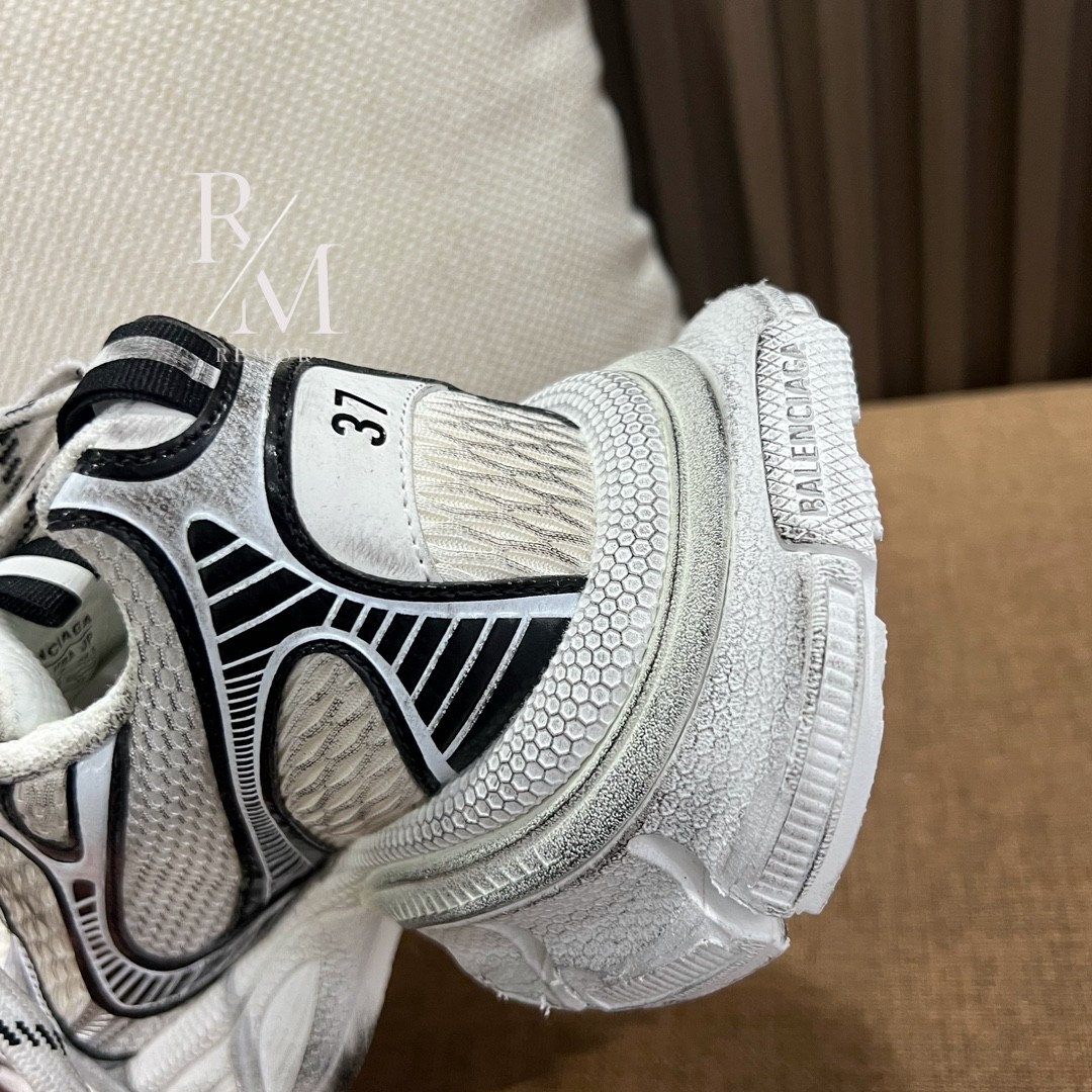 29c2ab94a6e8d5e7e12fc493a4af8d29_1747735887_285.jpg 29c2ab94a6e8d5e7e12fc493a4af8d29_1747735887_285.jpg