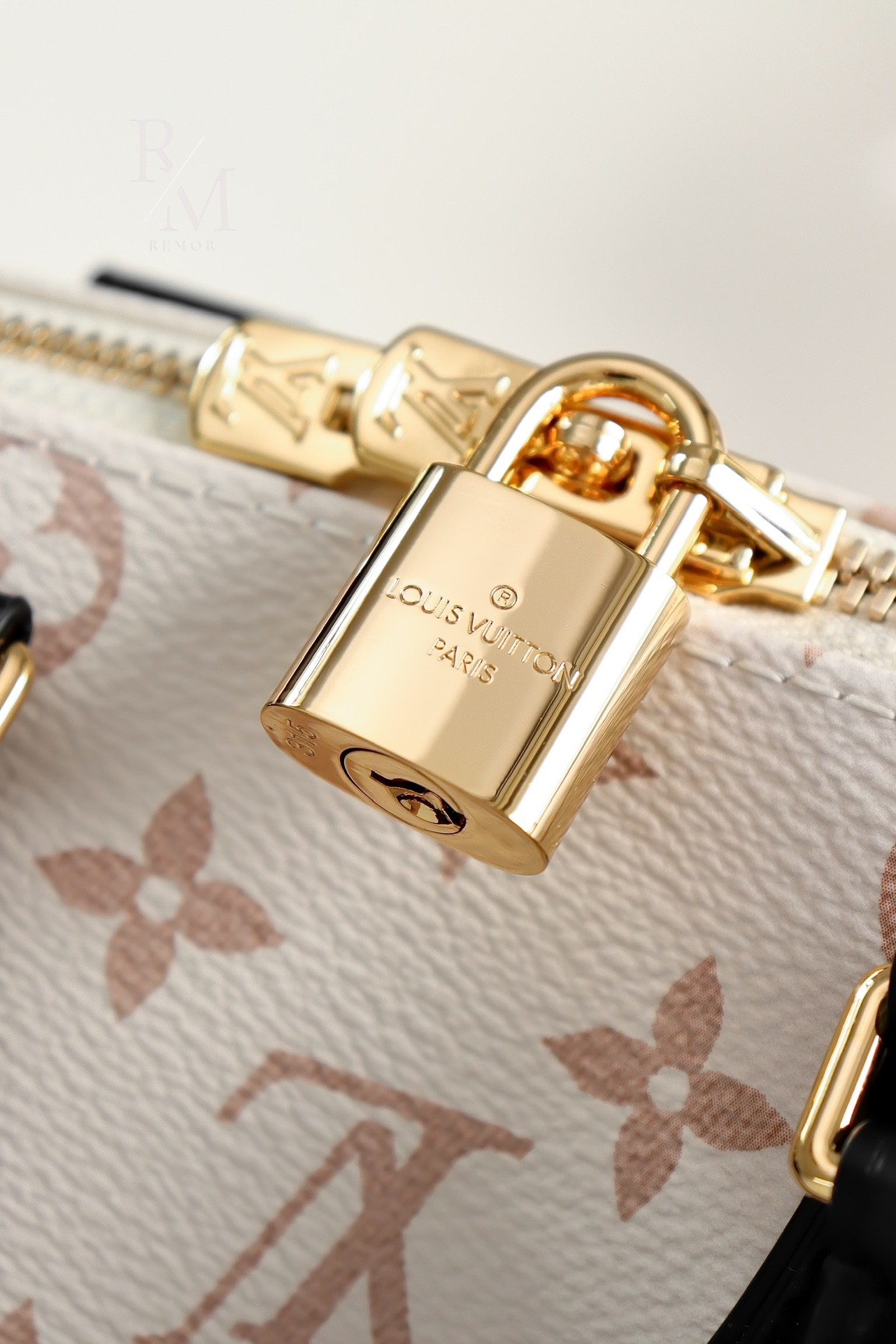 945c85c03fac8846d56368959ef86f7f_1746086805_2292.jpg 945c85c03fac8846d56368959ef86f7f_1746086805_2292.jpg