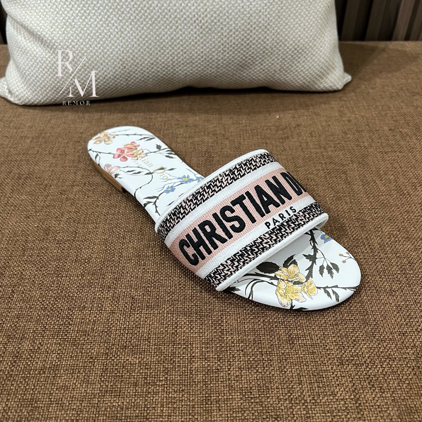 7becd6505d8c09a4cbf4f6dc7368cc7f_1751535129_9557.jpg 7becd6505d8c09a4cbf4f6dc7368cc7f_1751535129_9557.jpg