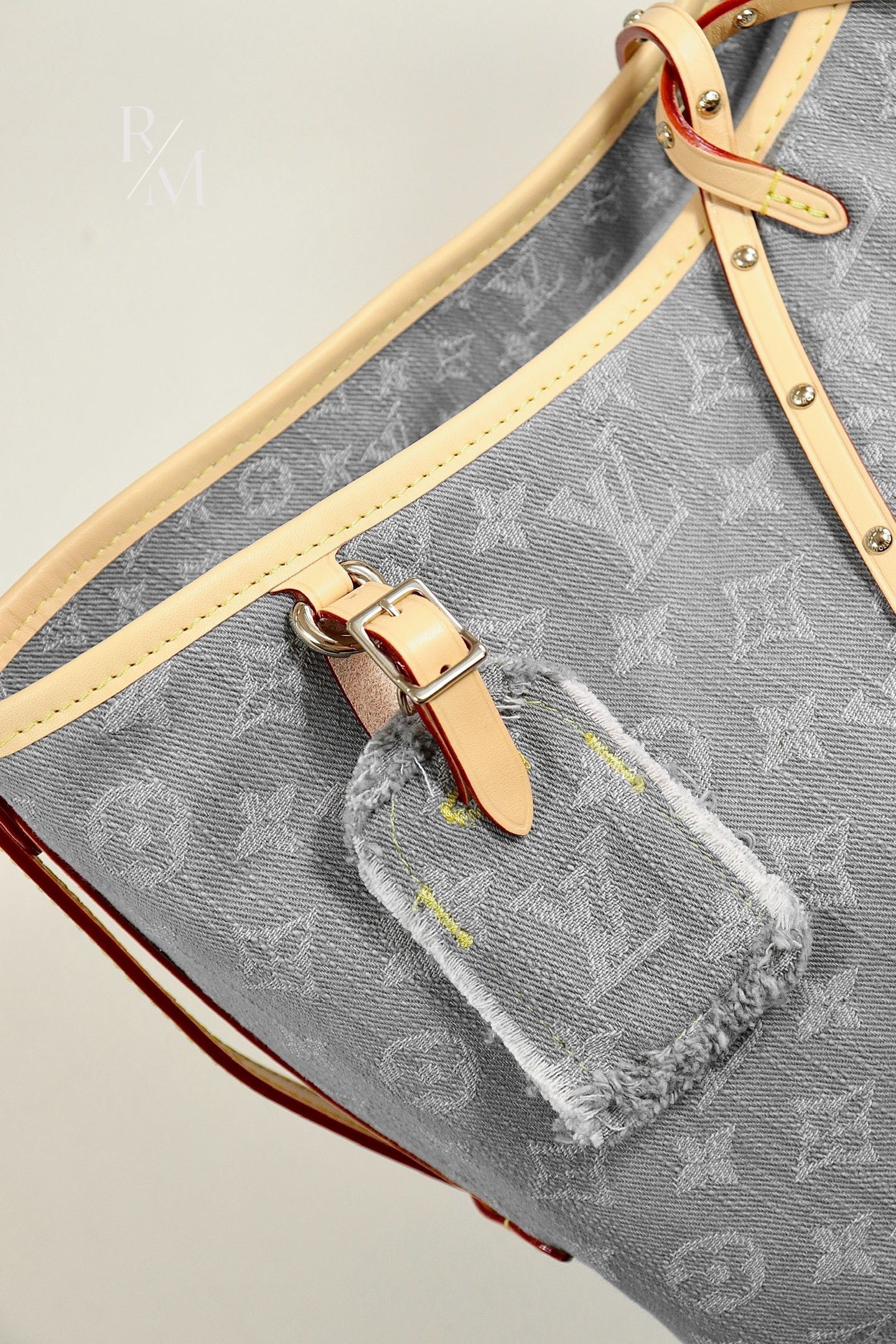 9b7f1616d4063a51bf099cc618c9c6f3_1751869705_1777.jpg 9b7f1616d4063a51bf099cc618c9c6f3_1751869705_1777.jpg