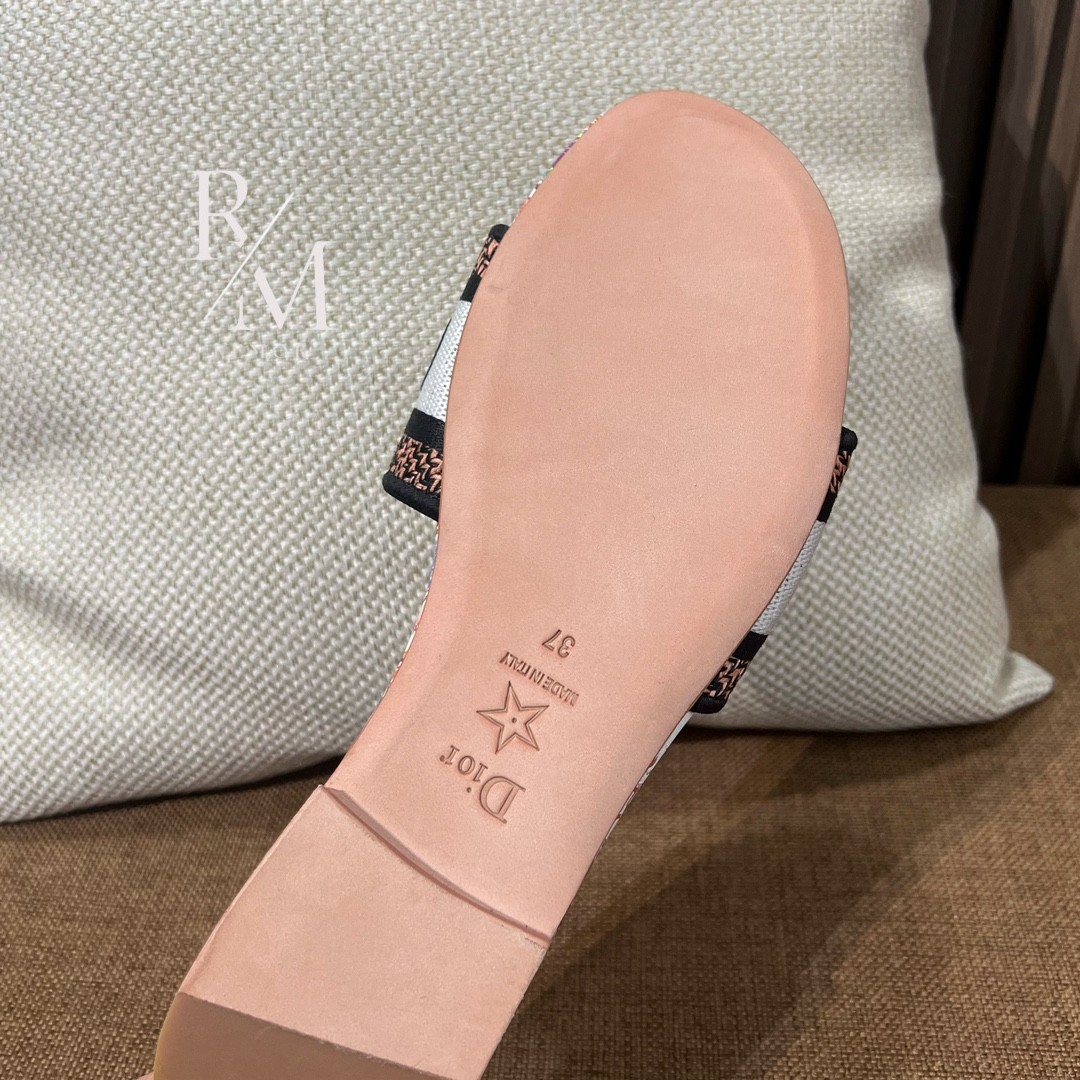 ac2711733932872b09529ec1a9d36ce9_1751527844_1011.jpg ac2711733932872b09529ec1a9d36ce9_1751527844_1011.jpg