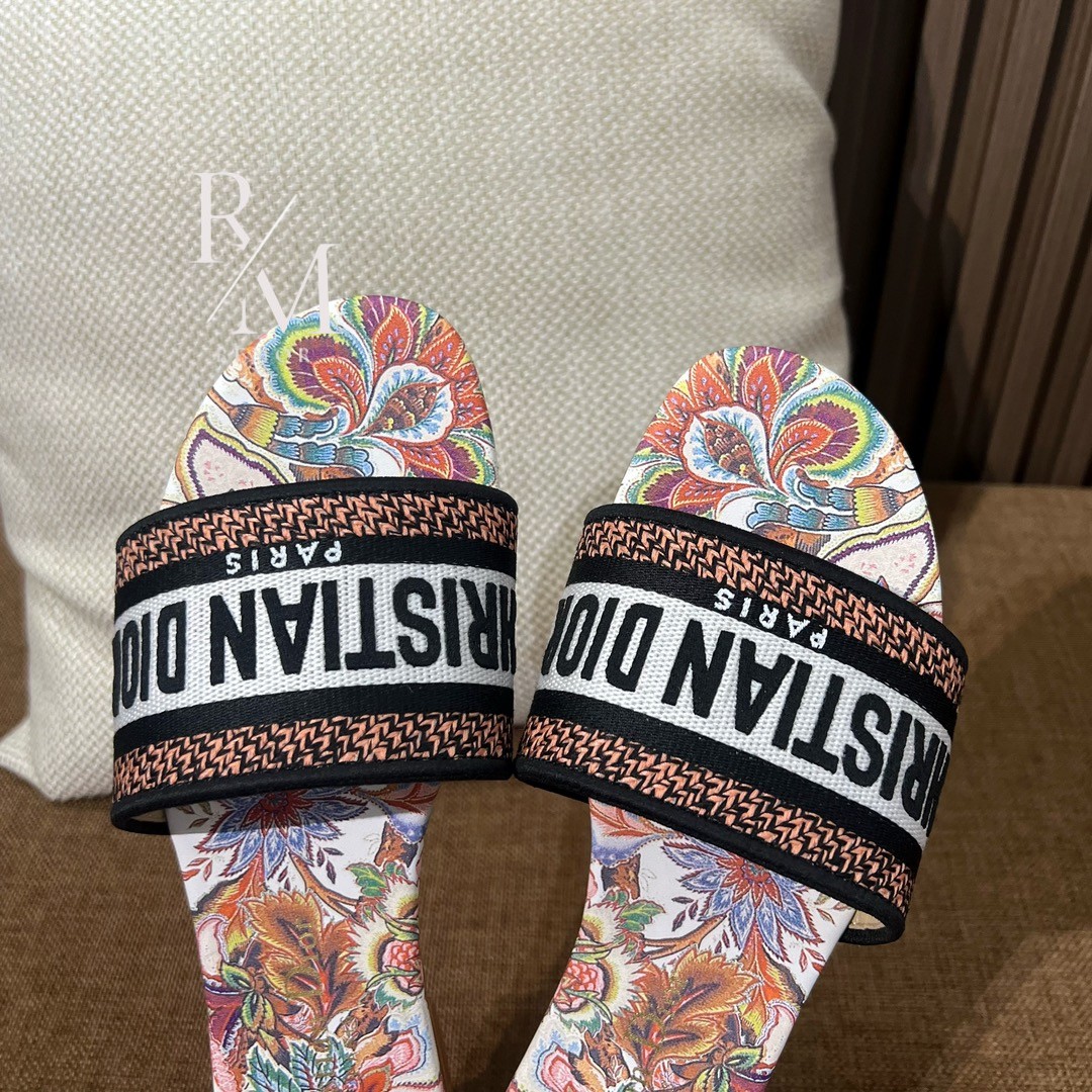 ac2711733932872b09529ec1a9d36ce9_1751527845_1119.jpg ac2711733932872b09529ec1a9d36ce9_1751527845_1119.jpg