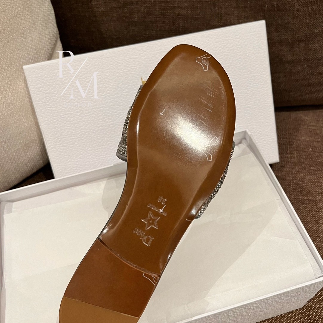 b998dfc832a94bcf6a6a49095a7a7ebe_1751443135_0857.jpg b998dfc832a94bcf6a6a49095a7a7ebe_1751443135_0857.jpg