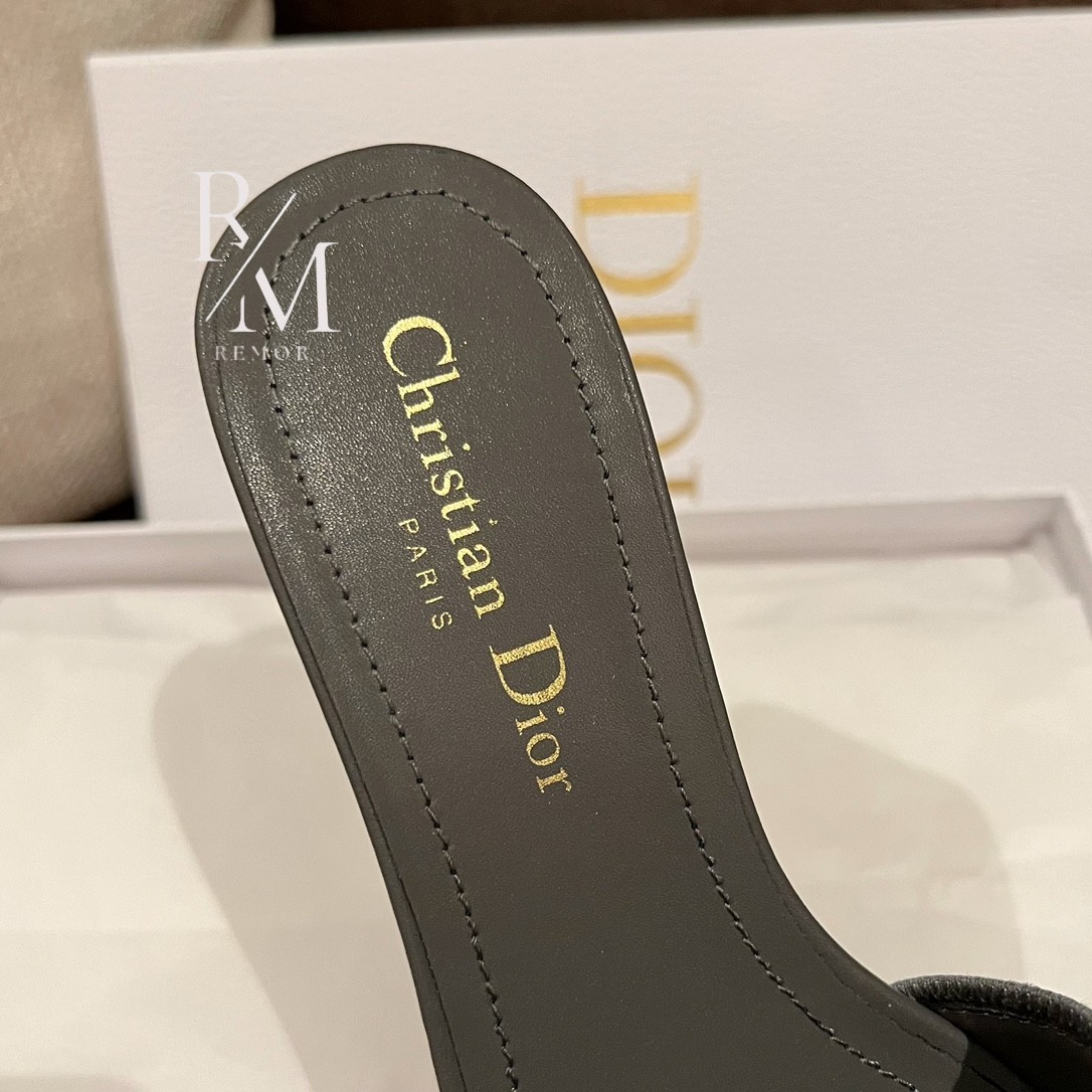 b998dfc832a94bcf6a6a49095a7a7ebe_1751443247_4762.jpg b998dfc832a94bcf6a6a49095a7a7ebe_1751443247_4762.jpg