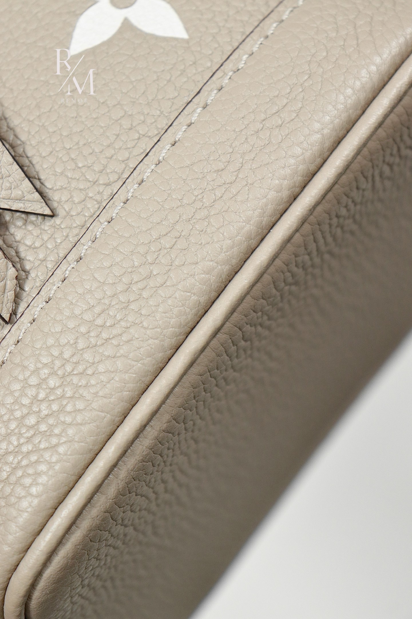 fcb62cb87fb514f6f10a9e5b87a21fea_1762752914_3877.jpg fcb62cb87fb514f6f10a9e5b87a21fea_1762752914_3877.jpg