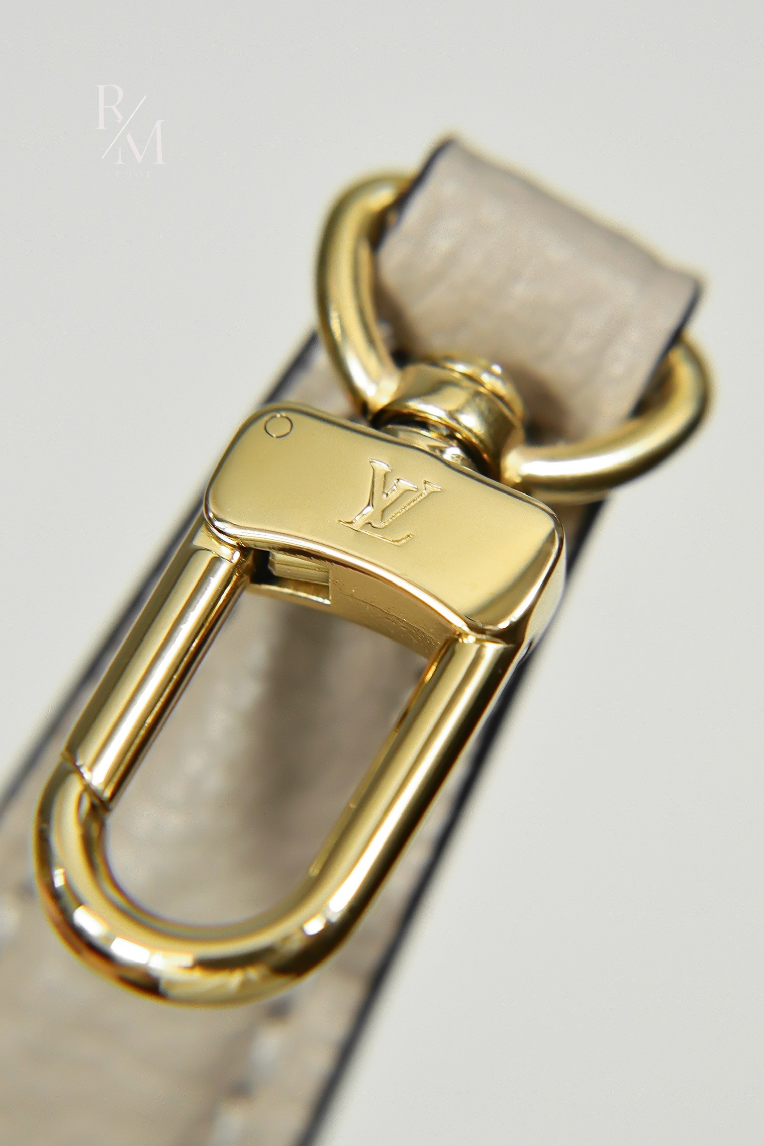 fcb62cb87fb514f6f10a9e5b87a21fea_1762752924_5681.jpg fcb62cb87fb514f6f10a9e5b87a21fea_1762752924_5681.jpg