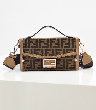 펜디 자카드 FF 모티프 바게트 소프트 트렁크백 브라운