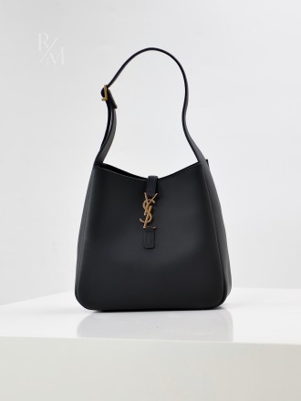 생로랑 LE 5 A 7 스몰 호보백