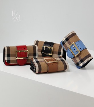 버버리 하우스 체크 브라이들 버클 크로스백