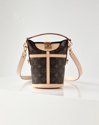 루이비통 더플 백