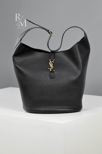 생로랑 LE5A7 레더 숄더백