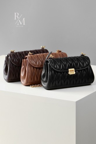 미우미우 마테라쎄 나파 레더 숄더백