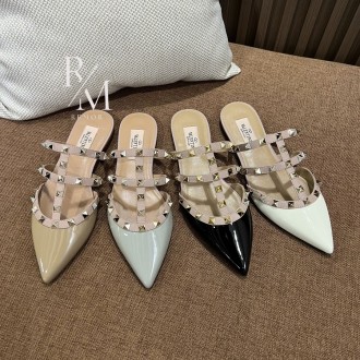 발렌티노 락스터드 뮬