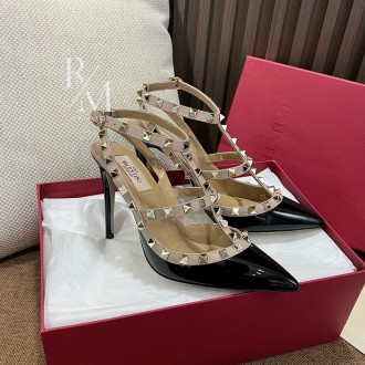 발렌티노 락스터드 펌프스 10cm