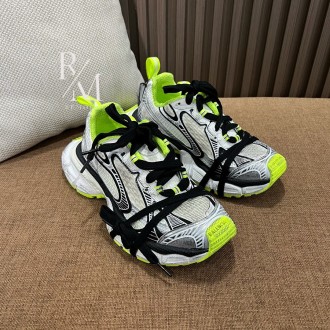 발렌시아가 3XL 스니커즈