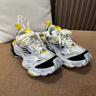 발렌시아가 카고 스니커즈