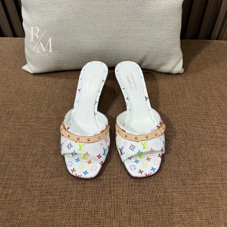 루이비통 풀 필로우 컴포트 슬리퍼 5cm