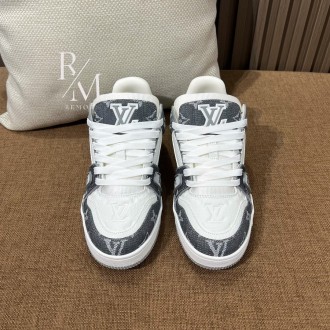 루이비통 트레이너 스니커즈