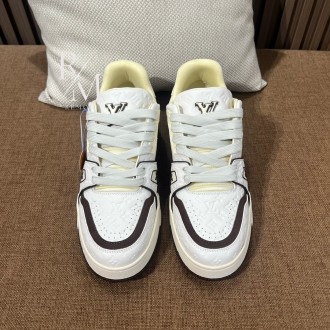 루이비통 트레이너 스니커즈