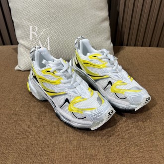 발렌시아가 러너 2.0 스니커즈