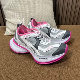 발렌시아가 서킷 스니커즈