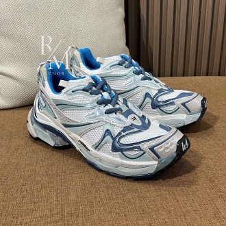 발렌시아가 러너 2.0 스니커즈