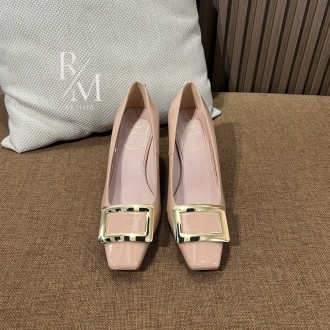 로저비비에 벨 비비에 메탈 버클 펌프스 7.5cm