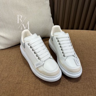 알렉산더 맥퀸 오버 사이즈 스니커즈