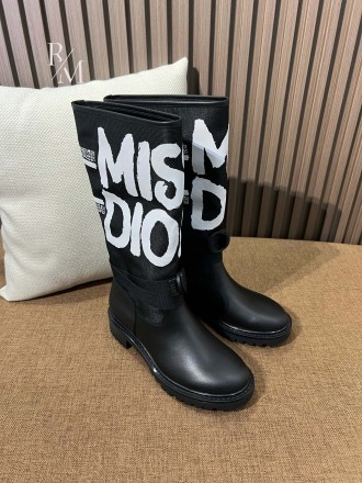 디올 디메이저 부츠