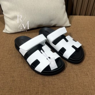 에르메스 여성용 시프레 샌들