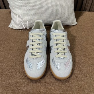 메종 마르지엘라 스니커즈