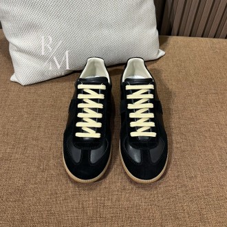 메종 마르지엘라 스니커즈