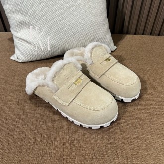 미우미우 스웨이드 뮬 에크루