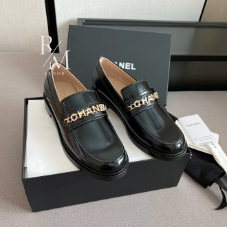 샤넬 골드 체인 로고 로퍼