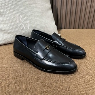 샤넬 미니 로고 로퍼