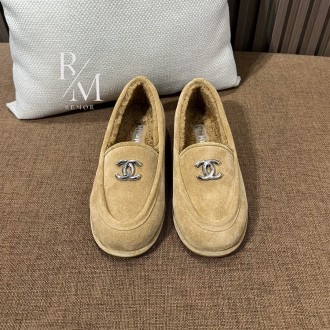 샤넬 시어링 스웨이드 로퍼