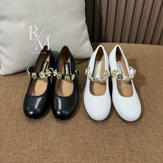 샤넬 메리제인 참 스트랩 펌프스 6cm