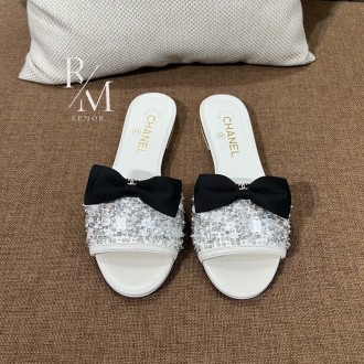 샤넬 리본 슬리퍼 뮬