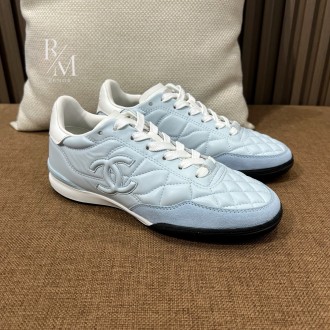 샤넬 카프스킨 스니커즈