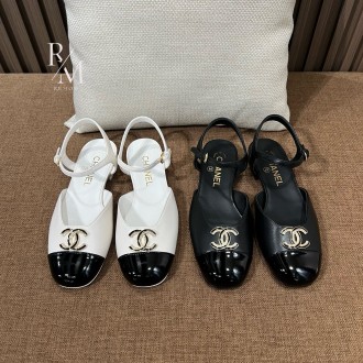 샤넬 CC로고 더블 캡토 스트랩 슬링백