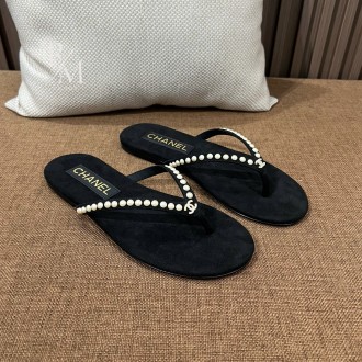 샤넬 진주 벨벳 플립플랍 샌들