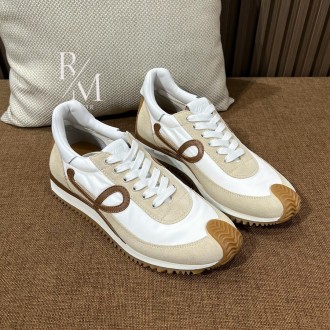 로에베 플로우 러너