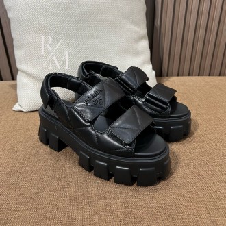 프라다 모놀리스 나파 가죽 샌들