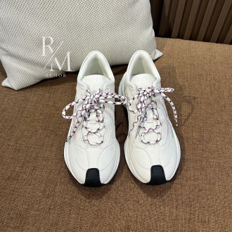 구찌 런 스니커즈