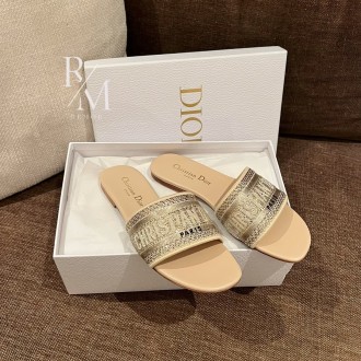 디올 디웨이 뮬 슬리퍼