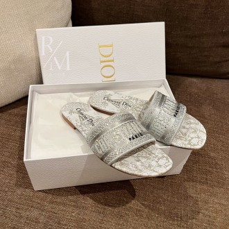 디올 디웨이 뮬 슬리퍼