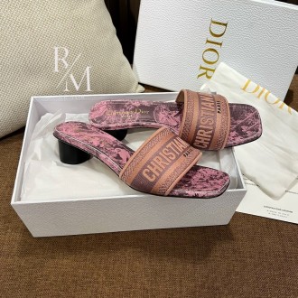 디올 디웨이 뮬 힐