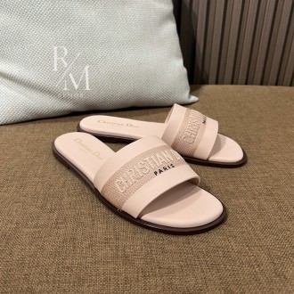 디올 디웨이 뮬 슬리퍼