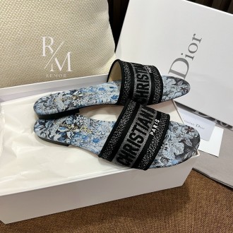 디올 디웨이 뮬 슬리퍼