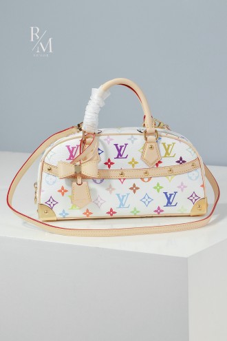 루이비통 LV x TM 핸드백 이스트 웨스트 기타 모노그램 캔버스